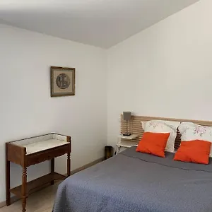 Appartement Calme Et Cosy D' Eole, Cornillon-Confoux