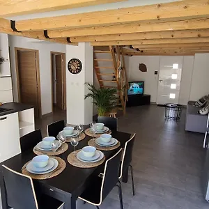 Hébergement de vacances Le Cocon Des Bois, Martigues